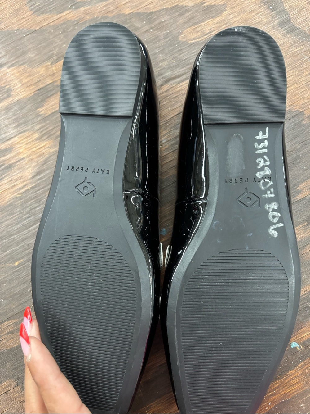 Katy Perry Collections Black Patent Floral Daisy Flats - Picture 5 of 6